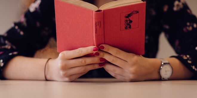 Mulheres da dramaturgia brasileira ganham palco em ciclo de leituras em São Paulo